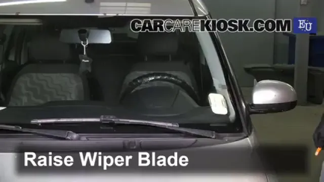 2007 Skoda Roomster HTP 1.2L 3 Cyl. Escobillas de limpiaparabrisas delantero Cambiar escobillas de limpiaparabrisas